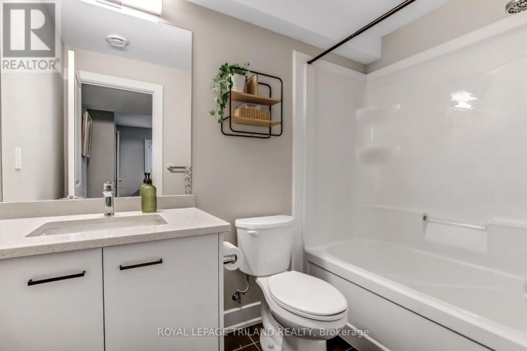 62 - 601 LIONS PARK DRIVE, Strathroy-Caradoc (Mount Brydges), Ontario, N0L1W0