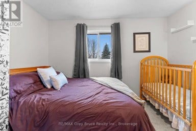 112 MARY AVENUE Georgian Bluffs Ontario photo 14