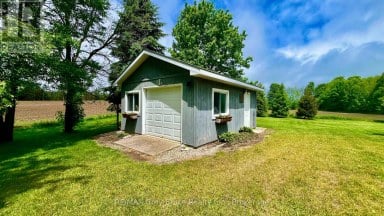 112 MARY AVENUE Georgian Bluffs Ontario photo 2