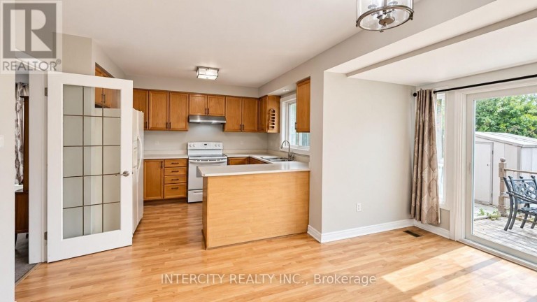 159 MOFFATT AVENUE, Brampton (Fletcher's West), Ontario, L6Y4R8