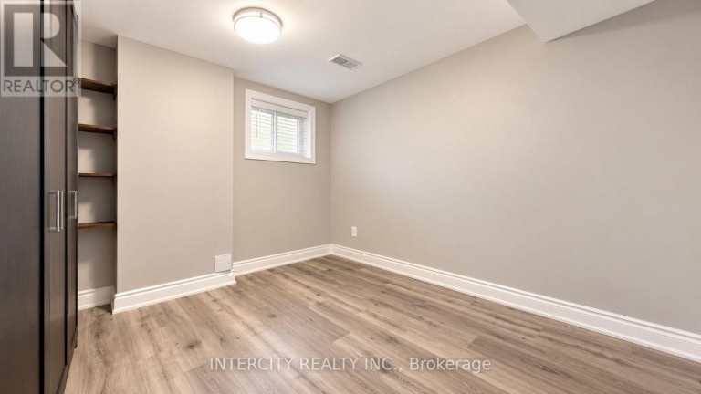 159 MOFFATT AVENUE, Brampton (Fletcher's West), Ontario, L6Y4R8
