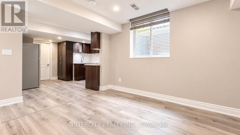 159 MOFFATT AVENUE, Brampton (Fletcher's West), Ontario, L6Y4R8