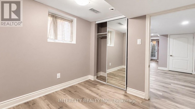 159 MOFFATT AVENUE, Brampton (Fletcher's West), Ontario, L6Y4R8