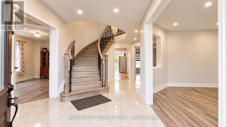 159 MOFFATT AVENUE, Brampton (Fletcher's West), Ontario, L6Y4R8