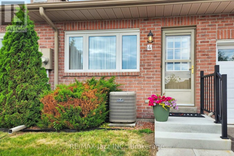 4 - 234 WATER STREET, Scugog (Port Perry), Ontario, L9L1C4