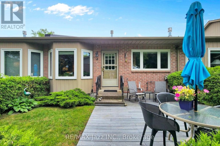 4 - 234 WATER STREET, Scugog (Port Perry), Ontario, L9L1C4
