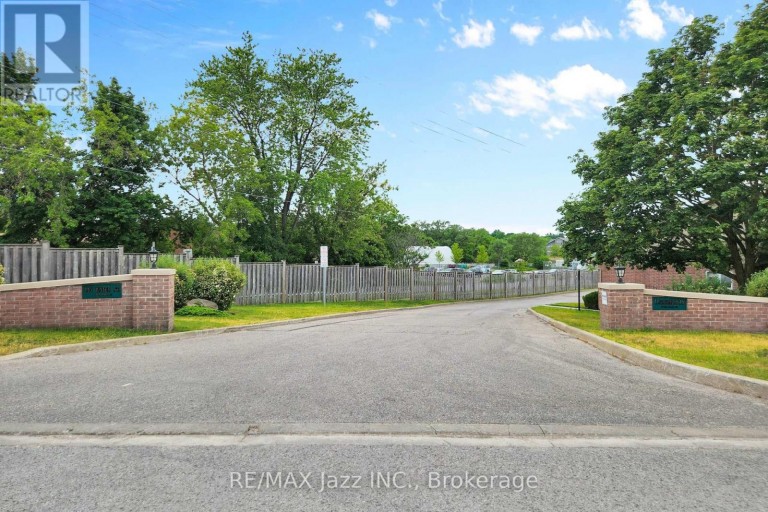 4 - 234 WATER STREET, Scugog (Port Perry), Ontario, L9L1C4