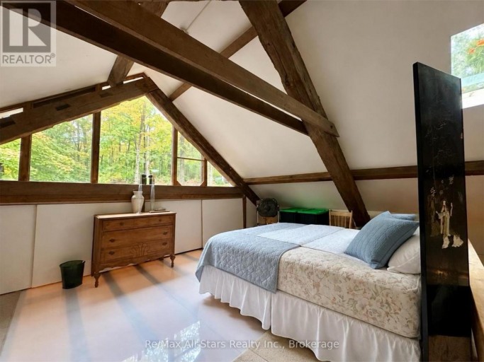 1005 MCARTHUR POINT ROAD, Lake of Bays (Ridout), Ontario, P0B1A0