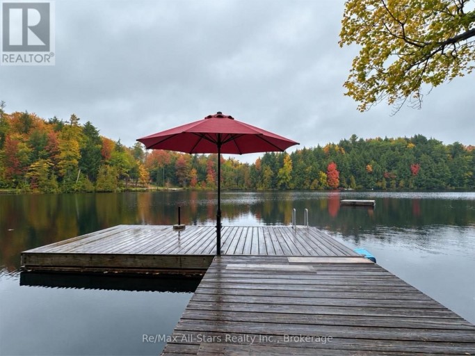 1005 MCARTHUR POINT ROAD, Lake of Bays (Ridout), Ontario, P0B1A0