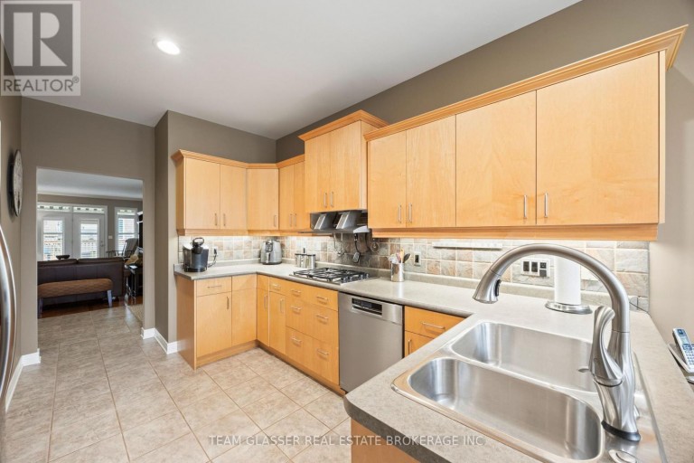 139 - 2025 MEADOWGATE BOULEVARD, London South (South U), Ontario, N6M1K9