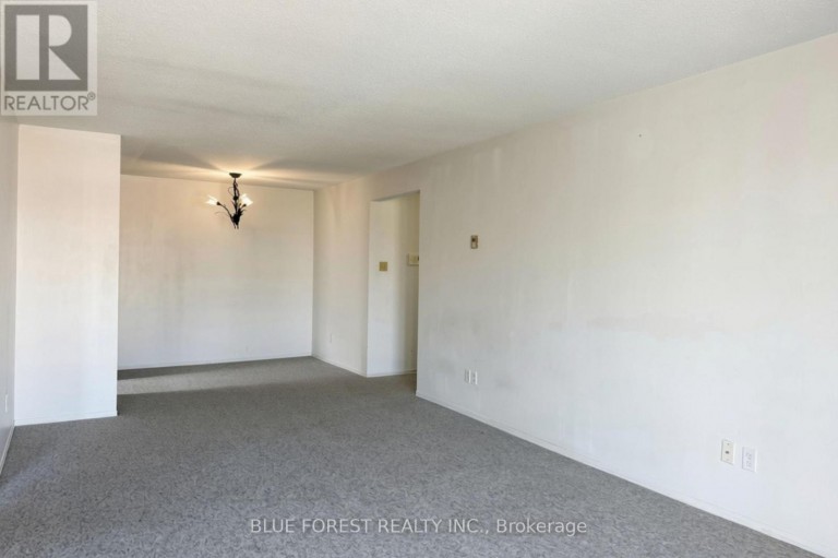 141 - 1096 JALNA BOULEVARD, London South (South X), Ontario, N6E3B8