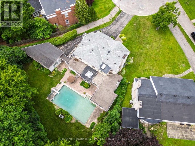 47 STRATHEDEN ROAD, Toronto (Bridle Path-Sunnybrook-York Mills), Ontario, M4N1E5