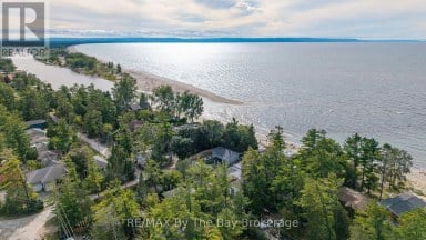 150 SANTOS LANE Wasaga Beach Ontario photo 2