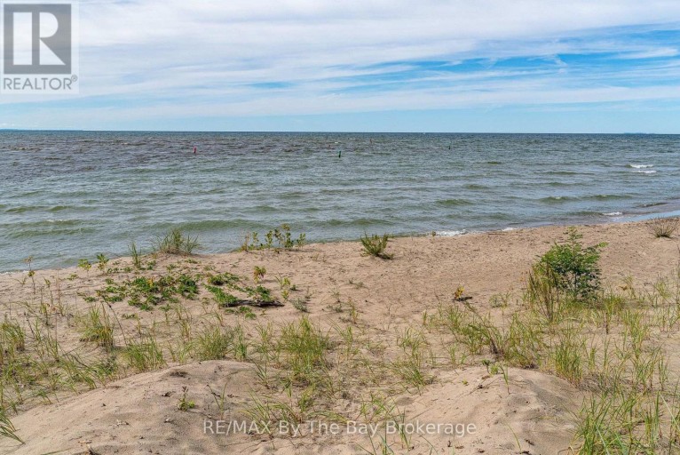 150 SANTOS LANE, Wasaga Beach, Ontario, L9Z2M1