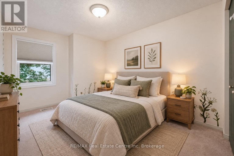 71 - 240 LONDON ROAD W, Guelph (Exhibition Park), Ontario, N1H8N8