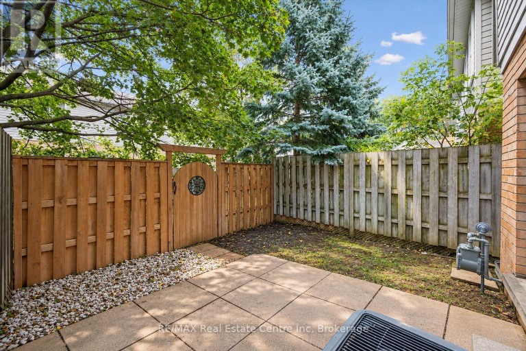 71 - 240 LONDON ROAD W, Guelph (Exhibition Park), Ontario, N1H8N8