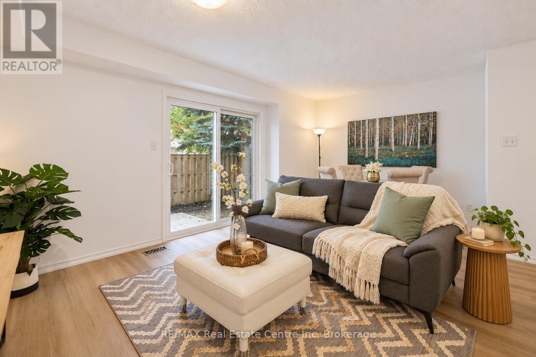 71 - 240 LONDON ROAD W, Guelph (Exhibition Park), Ontario, N1H8N8