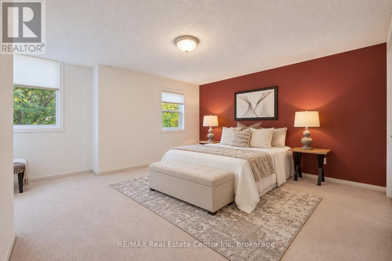 71 - 240 LONDON ROAD W, Guelph (Exhibition Park), Ontario, N1H8N8