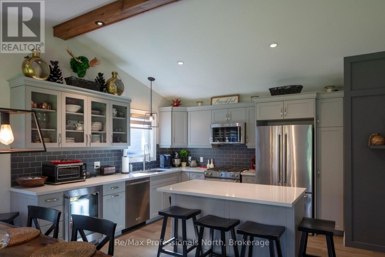260 STEPHENSON 2 ROAD W, Huntsville (Stephenson), Ontario, P0B1M0