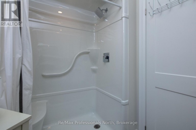 260 STEPHENSON 2 ROAD W, Huntsville (Stephenson), Ontario, P0B1M0
