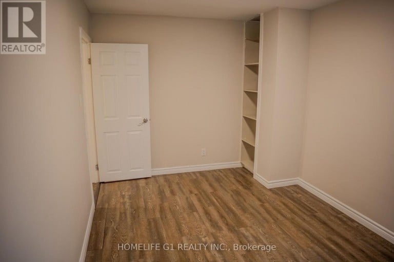 332 GROVE STREET E, Barrie (Grove East), Ontario, L4M2R5