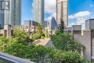 406 - 388 PRINCE OF WALES DRIVE Mississauga (City Centre) Ontario photo 34
