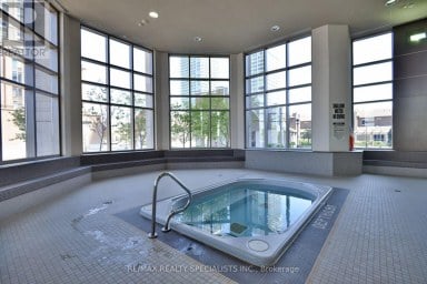 406 - 388 PRINCE OF WALES DRIVE Mississauga (City Centre) Ontario photo 40