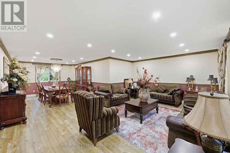 42 DAWNRIDGE TRAIL, Brampton (Heart Lake West), Ontario, L6Z2A1