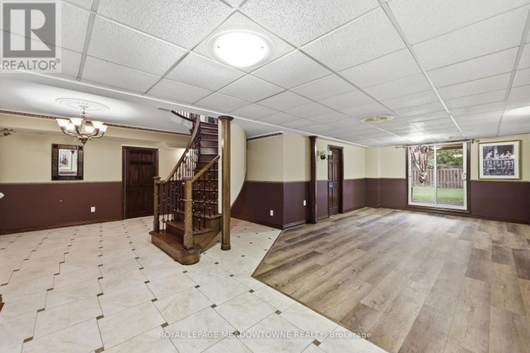 42 DAWNRIDGE TRAIL, Brampton (Heart Lake West), Ontario, L6Z2A1