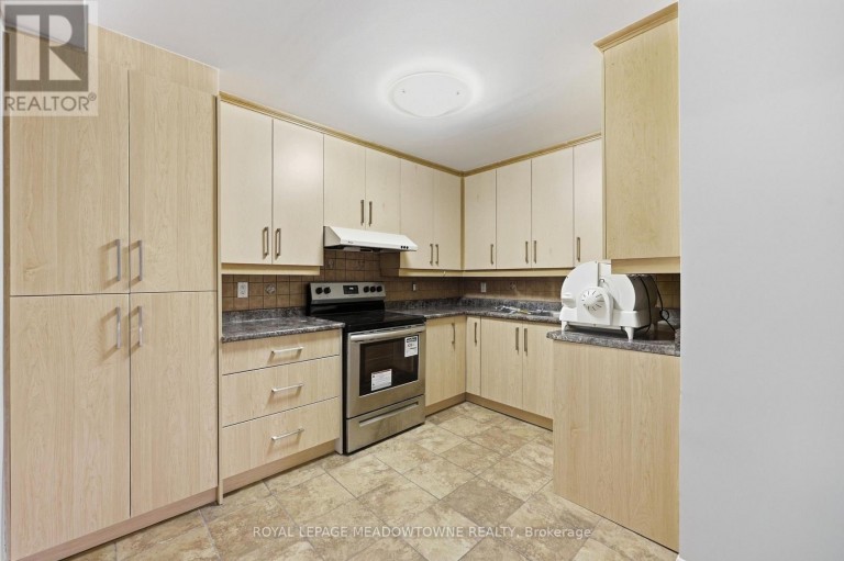 42 DAWNRIDGE TRAIL, Brampton (Heart Lake West), Ontario, L6Z2A1