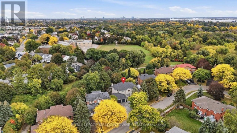42 DAWNRIDGE TRAIL, Brampton (Heart Lake West), Ontario, L6Z2A1