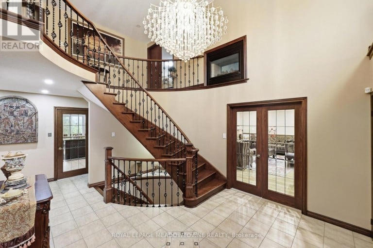 42 DAWNRIDGE TRAIL, Brampton (Heart Lake West), Ontario, L6Z2A1