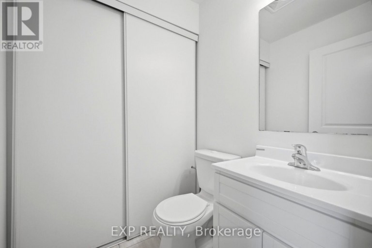 66 - 60 WINSTON PARK BOULEVARD, Toronto (Downsview-Roding-CFB), Ontario, M3K0A4