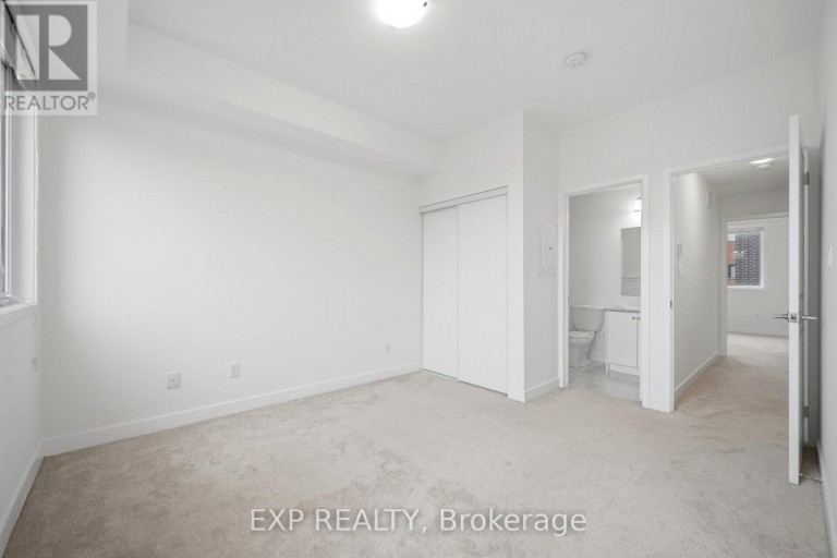 66 - 60 WINSTON PARK BOULEVARD, Toronto (Downsview-Roding-CFB), Ontario, M3K0A4