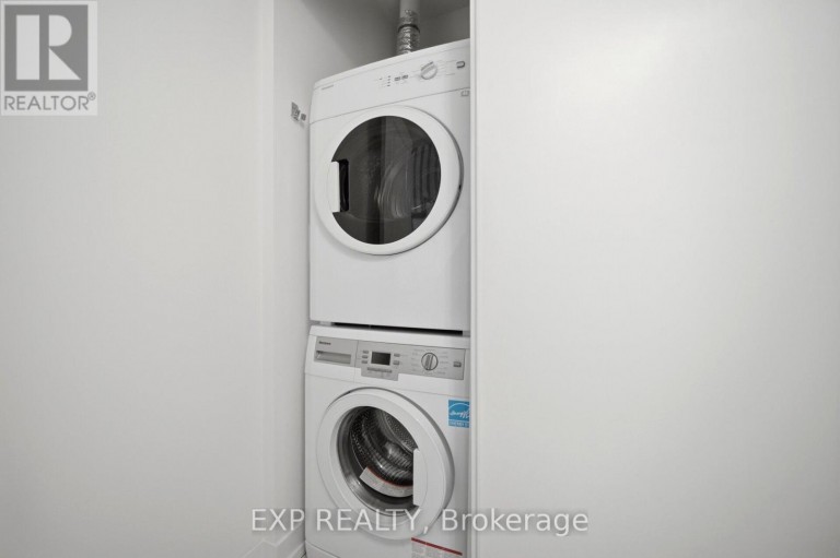 66 - 60 WINSTON PARK BOULEVARD, Toronto (Downsview-Roding-CFB), Ontario, M3K0A4