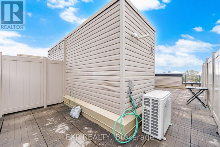 66 - 60 WINSTON PARK BOULEVARD, Toronto (Downsview-Roding-CFB), Ontario, M3K0A4