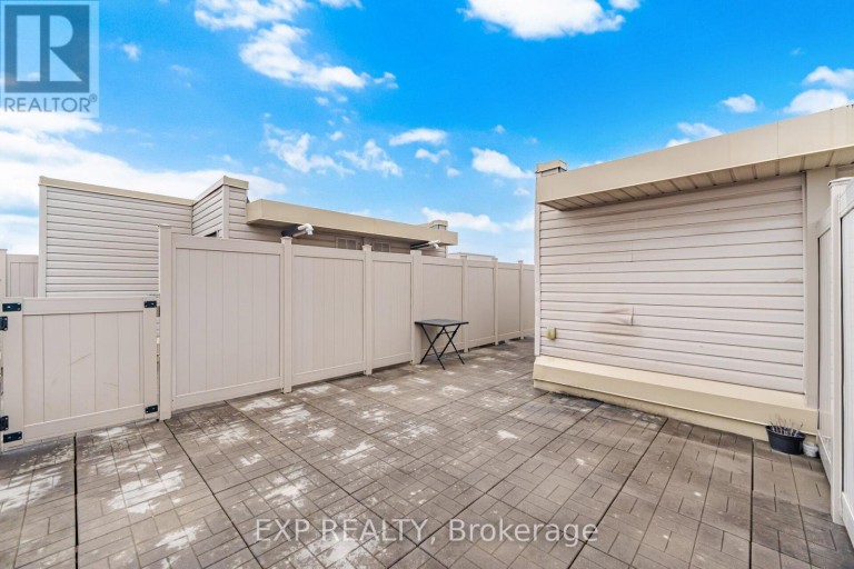 66 - 60 WINSTON PARK BOULEVARD, Toronto (Downsview-Roding-CFB), Ontario, M3K0A4