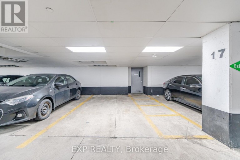 66 - 60 WINSTON PARK BOULEVARD, Toronto (Downsview-Roding-CFB), Ontario, M3K0A4