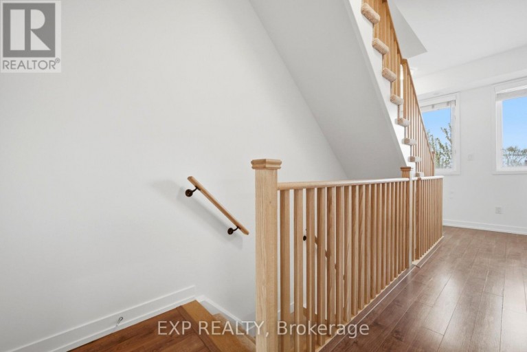 66 - 60 WINSTON PARK BOULEVARD, Toronto (Downsview-Roding-CFB), Ontario, M3K0A4