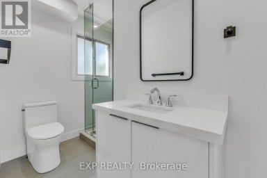 113 GREEN ROAD Hamilton (Stoney Creek) Ontario photo 11