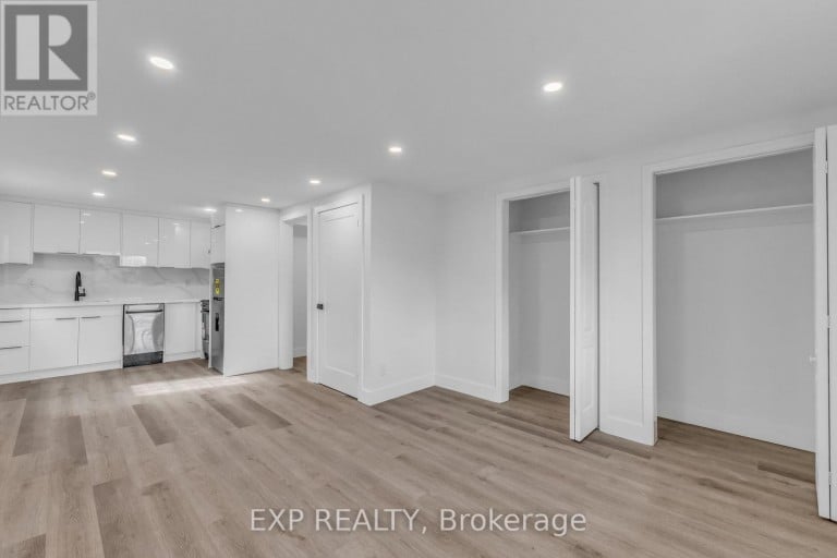 113 GREEN ROAD, Hamilton (Stoney Creek), Ontario, L8G3W9