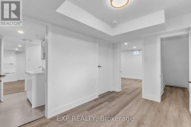 113 GREEN ROAD Hamilton (Stoney Creek) Ontario photo 31