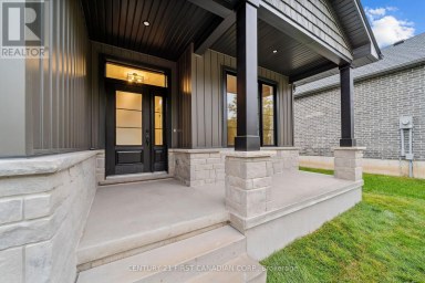 78 QUEEN STREET North Middlesex (Ailsa Craig) Ontario photo 3