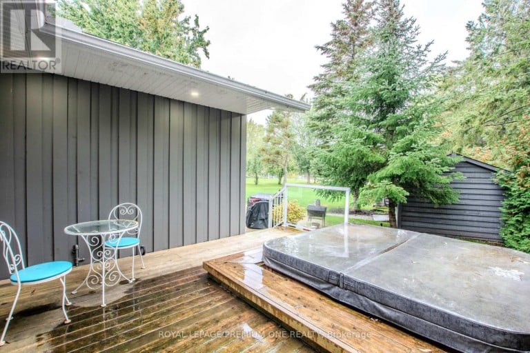 23 POPLAR CRESCENT, Ramara (Brechin), Ontario, L0K1B0