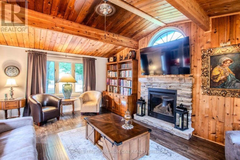 23 POPLAR CRESCENT, Ramara (Brechin), Ontario, L0K1B0