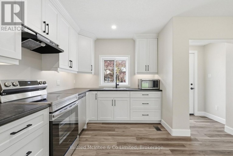 550 WELLINGTON STREET, Minto, Ontario, N4W3G9