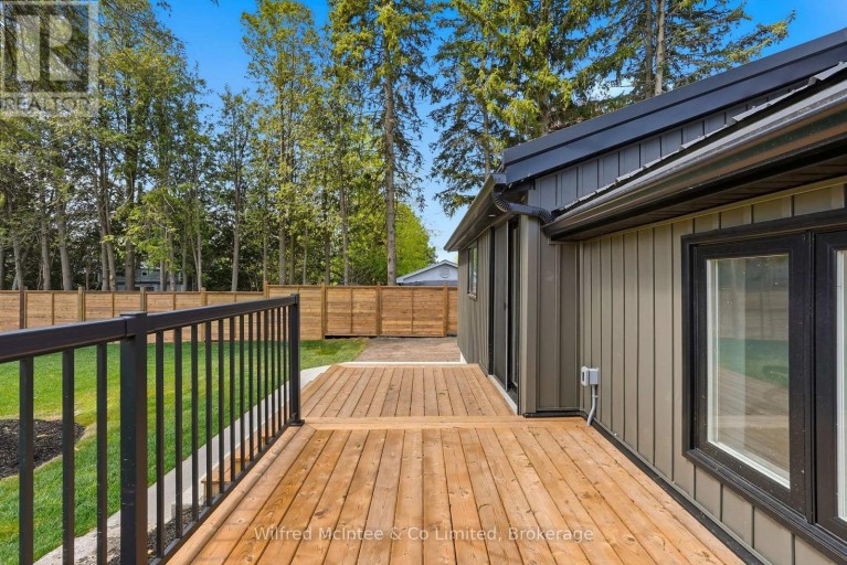 550 WELLINGTON STREET, Minto, Ontario, N4W3G9