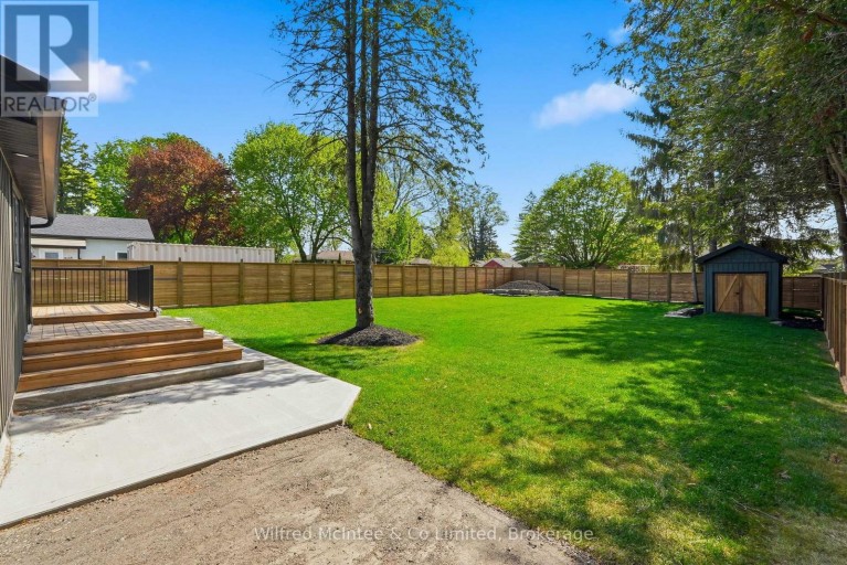 550 WELLINGTON STREET, Minto, Ontario, N4W3G9
