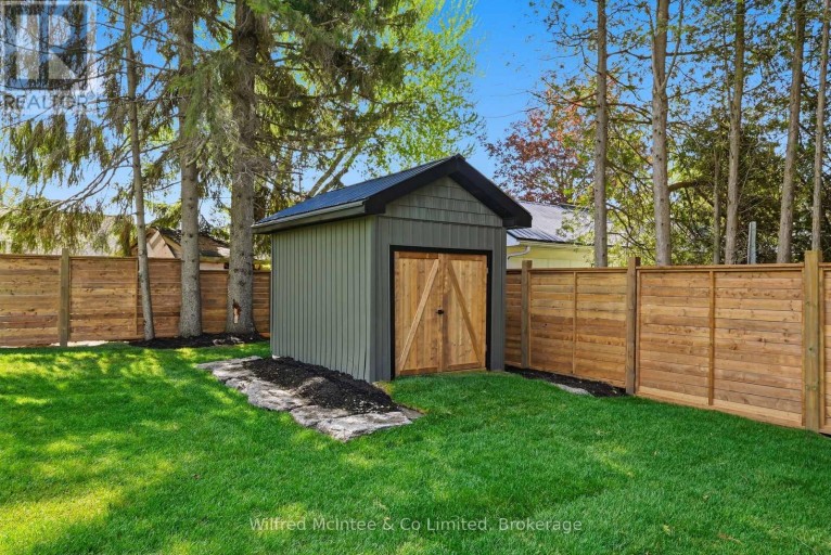 550 WELLINGTON STREET, Minto, Ontario, N4W3G9