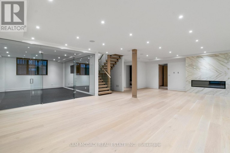 1222 MISSISSAUGA ROAD, Mississauga (Lorne Park), Ontario, L5H2J2